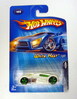 Hot Wheels Phantom Racer #109 White Heat 4/5 White Die-Cast Car 2005